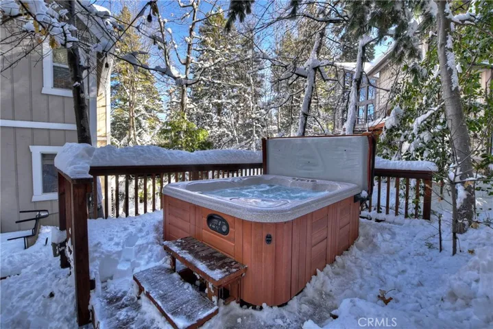 360 Annandale Drive, Lake Arrowhead, California 92352