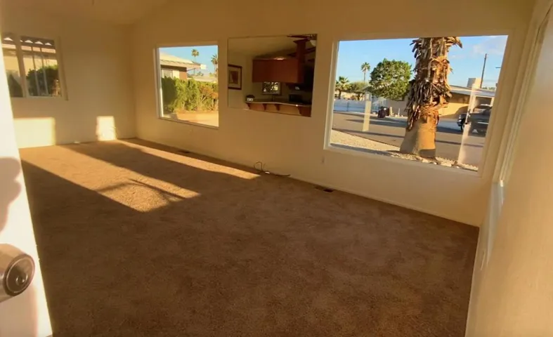 side living room2