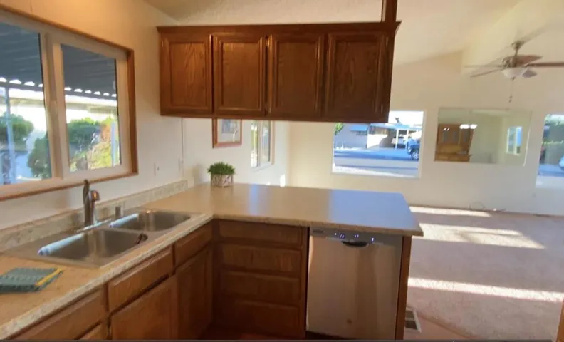 kitchen side2