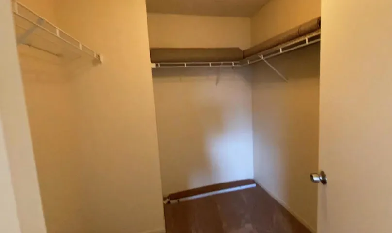 master walk in