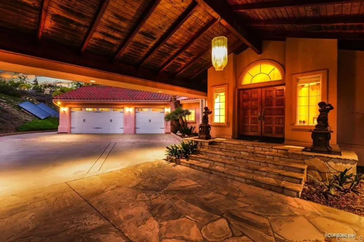 3103 Caminita Cortina, Fallbrook, California 92028