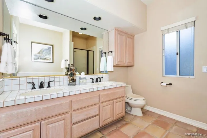 3103 Caminita Cortina, Fallbrook, California 92028