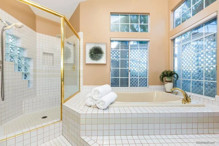 3103 Caminita Cortina, Fallbrook, California 92028