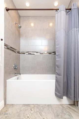 GYP_5361 Harter Ln_074_MLS