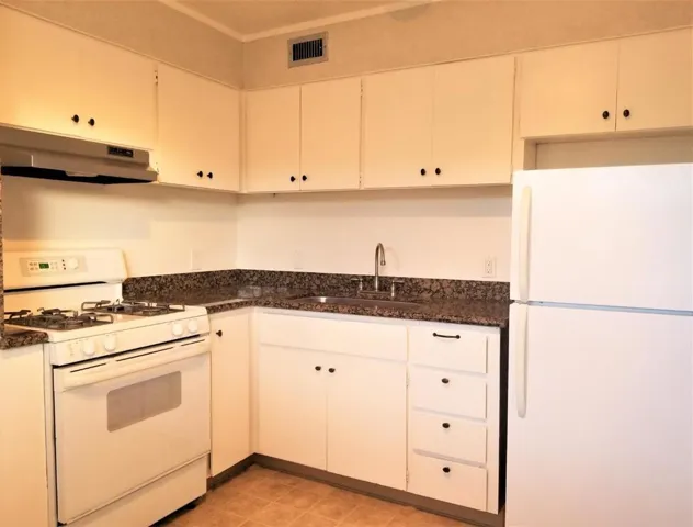 500 Glenwood Circle 322, Monterey, California 93940