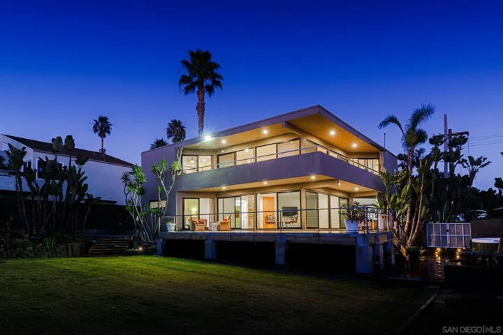 15838 Highland Ct, Solana Beach, California 92075