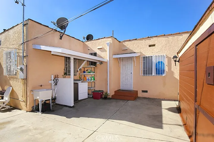 1445 91st Place, Los Angeles, California 90047