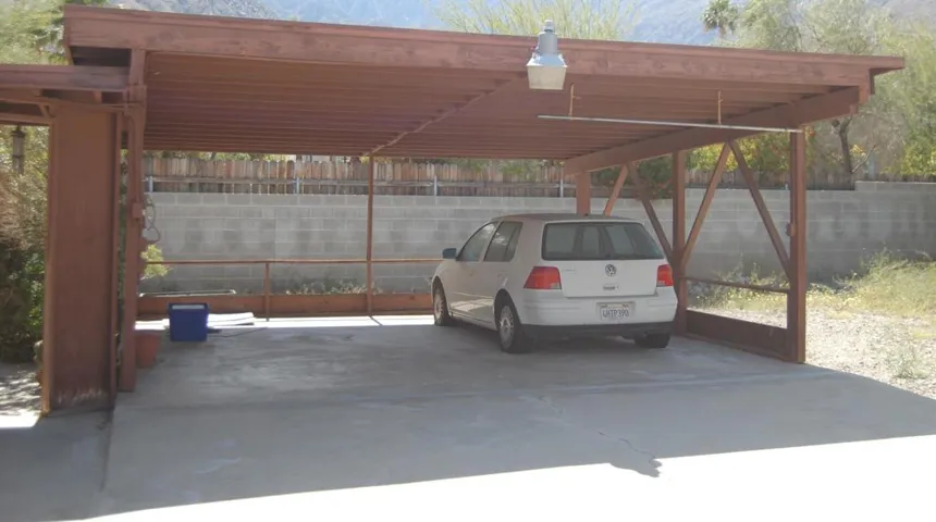 Carport