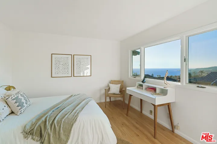 32444 Sea Raven Drive, Rancho Palos Verdes, California 90275