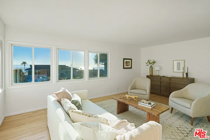 32444 Sea Raven Drive, Rancho Palos Verdes, California 90275