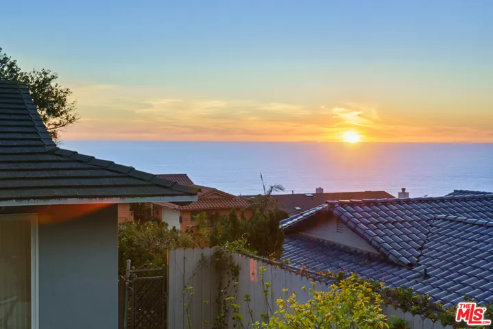 32444 Sea Raven Drive, Rancho Palos Verdes, California 90275
