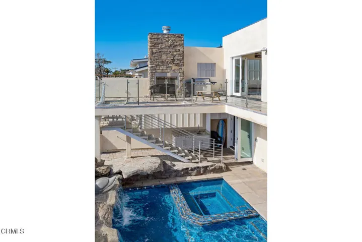 1874 Terrace Dr-037-010-Exterior-MLS_Siz