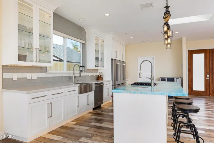 1874 Terrace Dr-013-017-Kitchen-MLS_Size