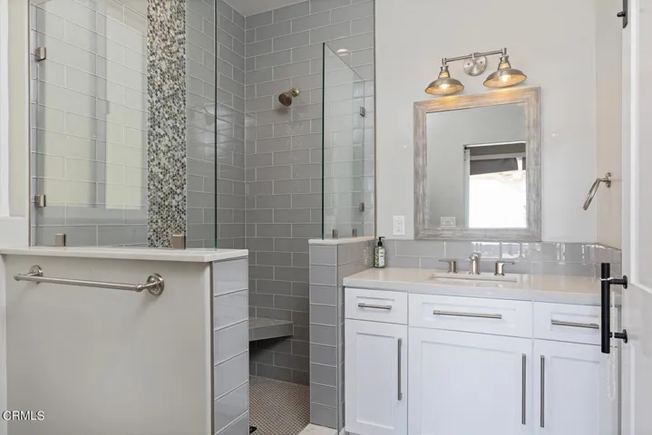 1874 Terrace Dr-042-036-Bathroom-MLS_Siz