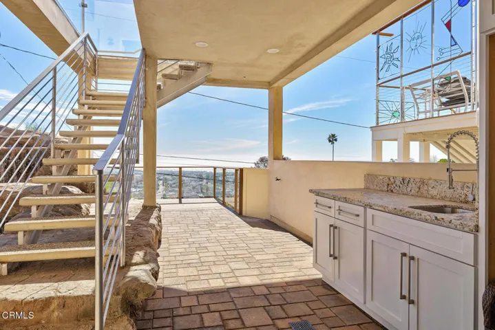 1874 Terrace Dr-039-052-Outdoor Kitchen-