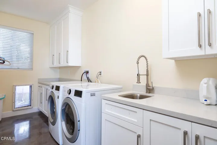 1874 Terrace Dr-050-071-Laundry Room-MLS