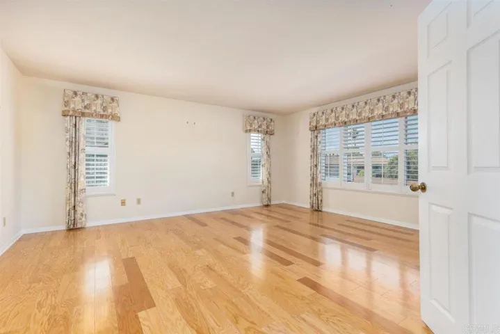Looking in to master bedroom.