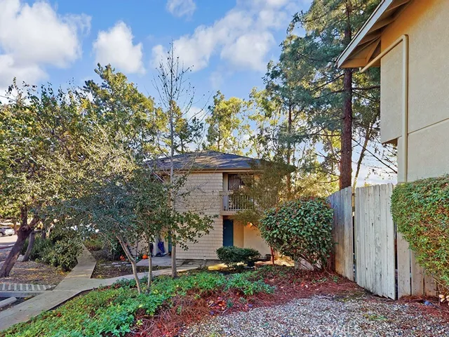 2975 Rockview Place 8, San Luis Obispo, California 93401