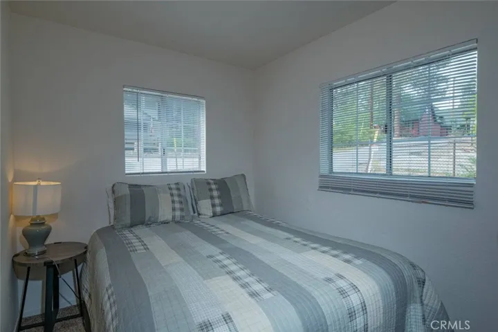 40110 Mahanoy Lane, Big Bear, California 92315