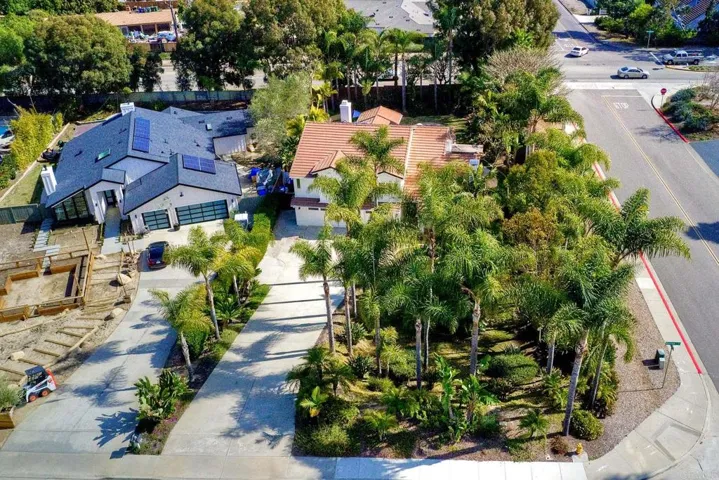 815 Marisa Lane, Encinitas, California 92024