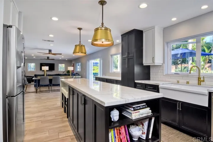 815 Marisa Lane, Encinitas, California 92024