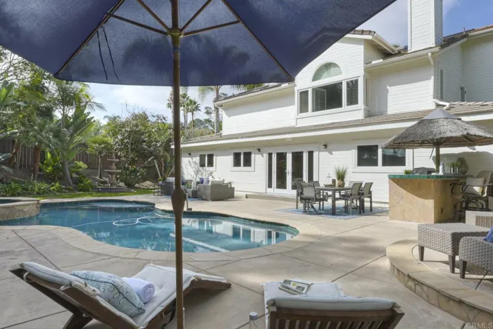 815 Marisa Lane, Encinitas, California 92024