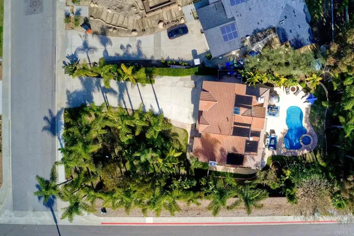 815 Marisa Lane, Encinitas, California 92024