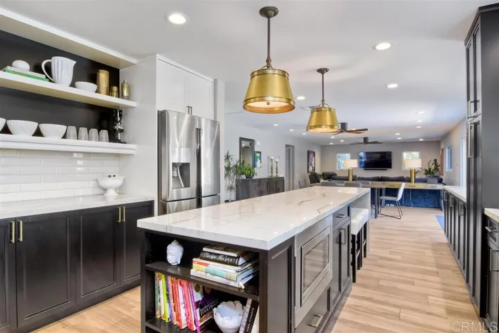 815 Marisa Lane, Encinitas, California 92024