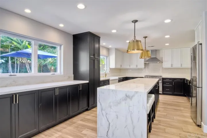 815 Marisa Lane, Encinitas, California 92024