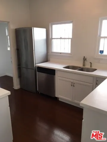 8124 Blackburn Avenue, Los Angeles, California 90048