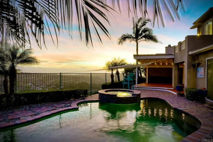 2177 Coast, San Marcos, California 92078