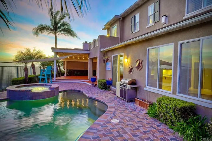 2177 Coast, San Marcos, California 92078