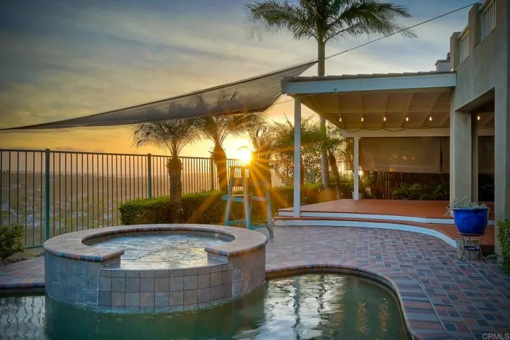 2177 Coast, San Marcos, California 92078