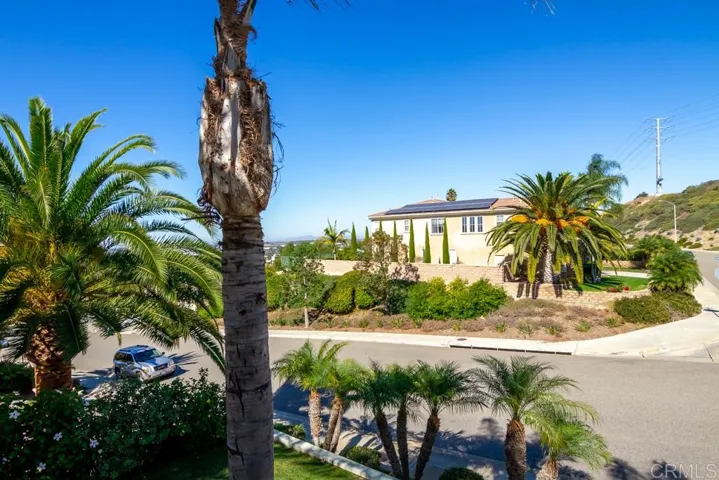 2177 Coast, San Marcos, California 92078