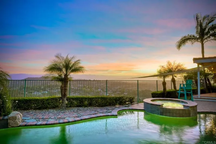 2177 Coast, San Marcos, California 92078