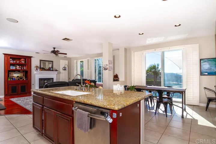 2177 Coast, San Marcos, California 92078
