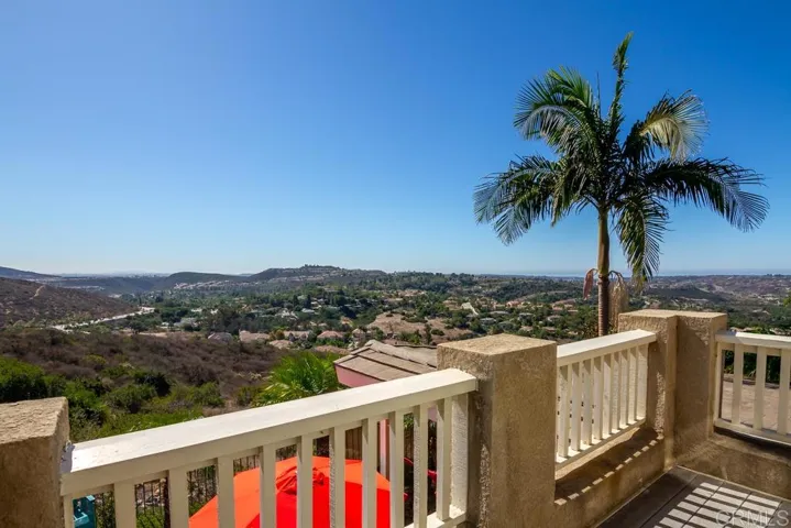 2177 Coast, San Marcos, California 92078