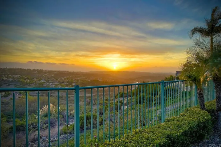 2177 Coast, San Marcos, California 92078