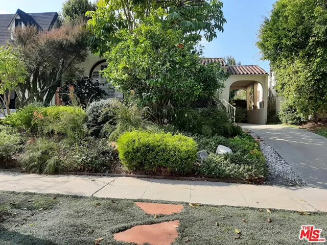 441 S Wetherly Drive, Beverly Hills, California 90211
