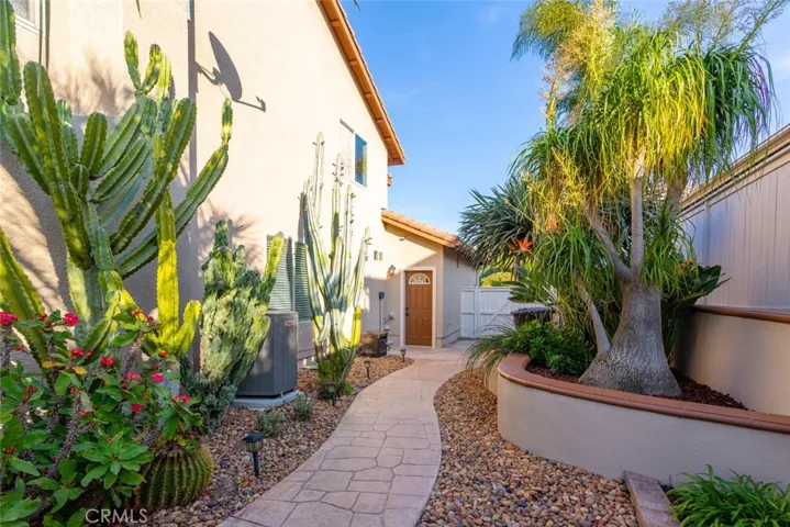 967 S Hanlon Way, Anaheim Hills, California 92808