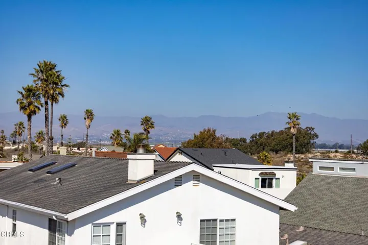 46-web-or-mls-4835Shoreline-46