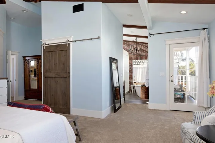 21-web-or-mls-4835Shoreline-4