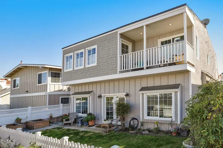 1-web-or-mls-4835Shoreline-42
