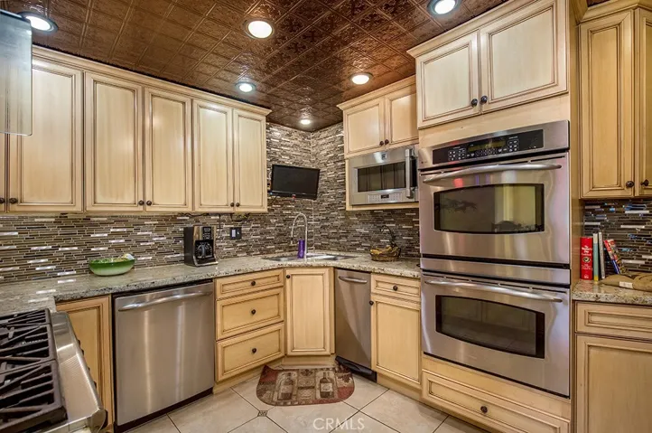 5149 Bain Street, Jurupa Valley, California 91752