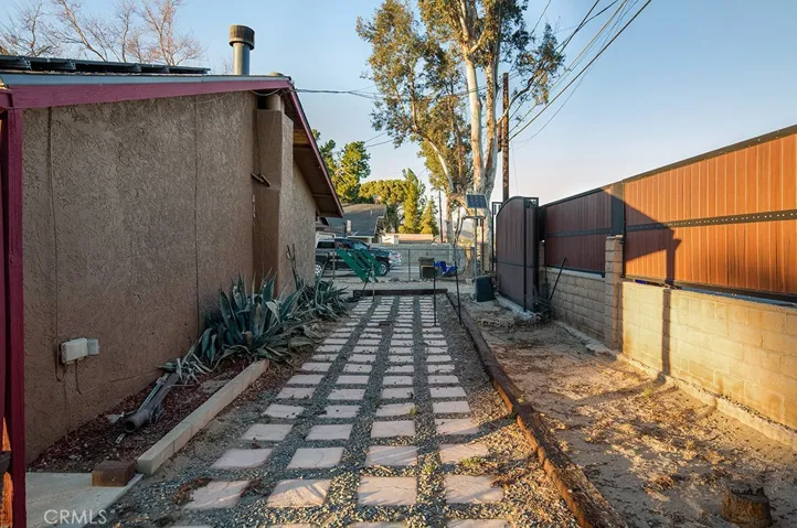 5149 Bain Street, Jurupa Valley, California 91752