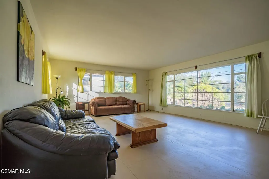 10901 Darling Road, Ventura, California 93004 home-pic-6