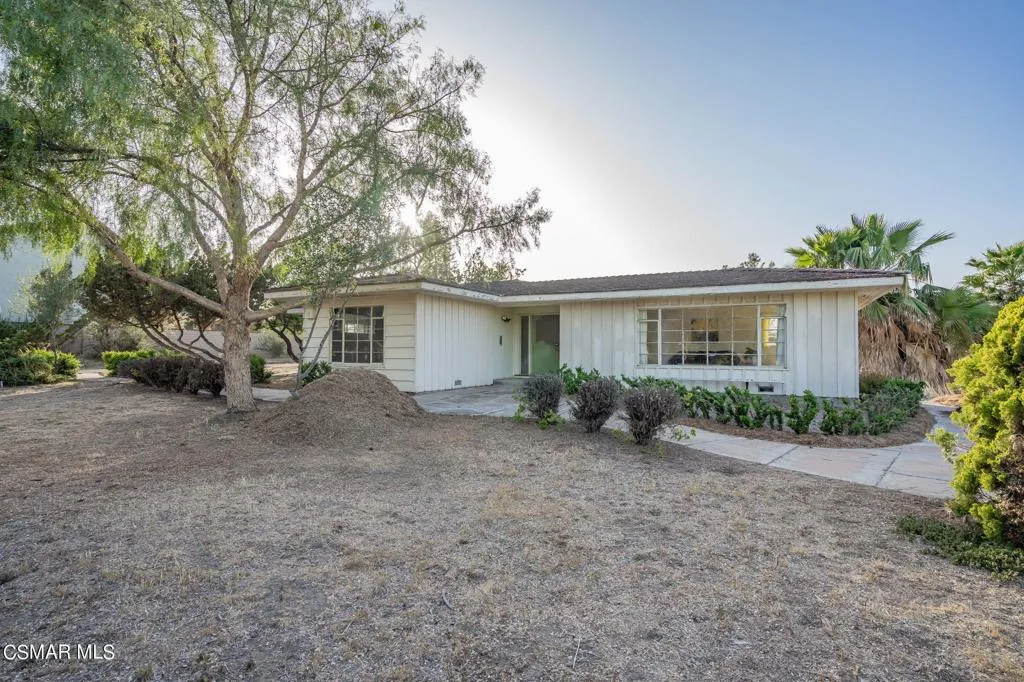 10901 Darling Road, Ventura, California 93004 home-pic-0