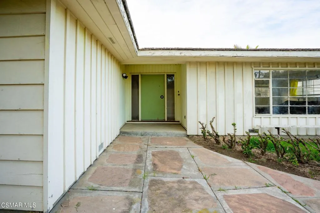 10901 Darling Road, Ventura, California 93004 home-pic-31