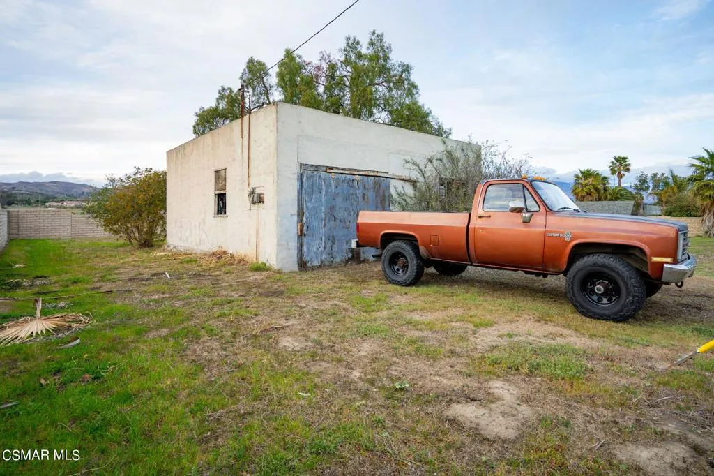 10901 Darling Road, Ventura, California 93004 home-pic-47