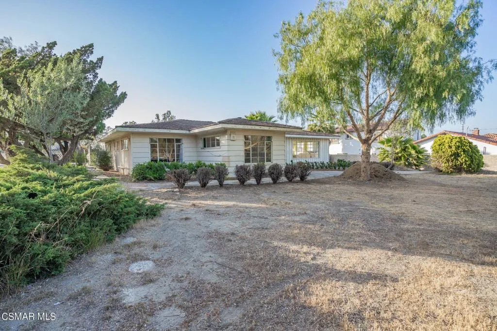 10901 Darling Road, Ventura, California 93004 home-pic-2